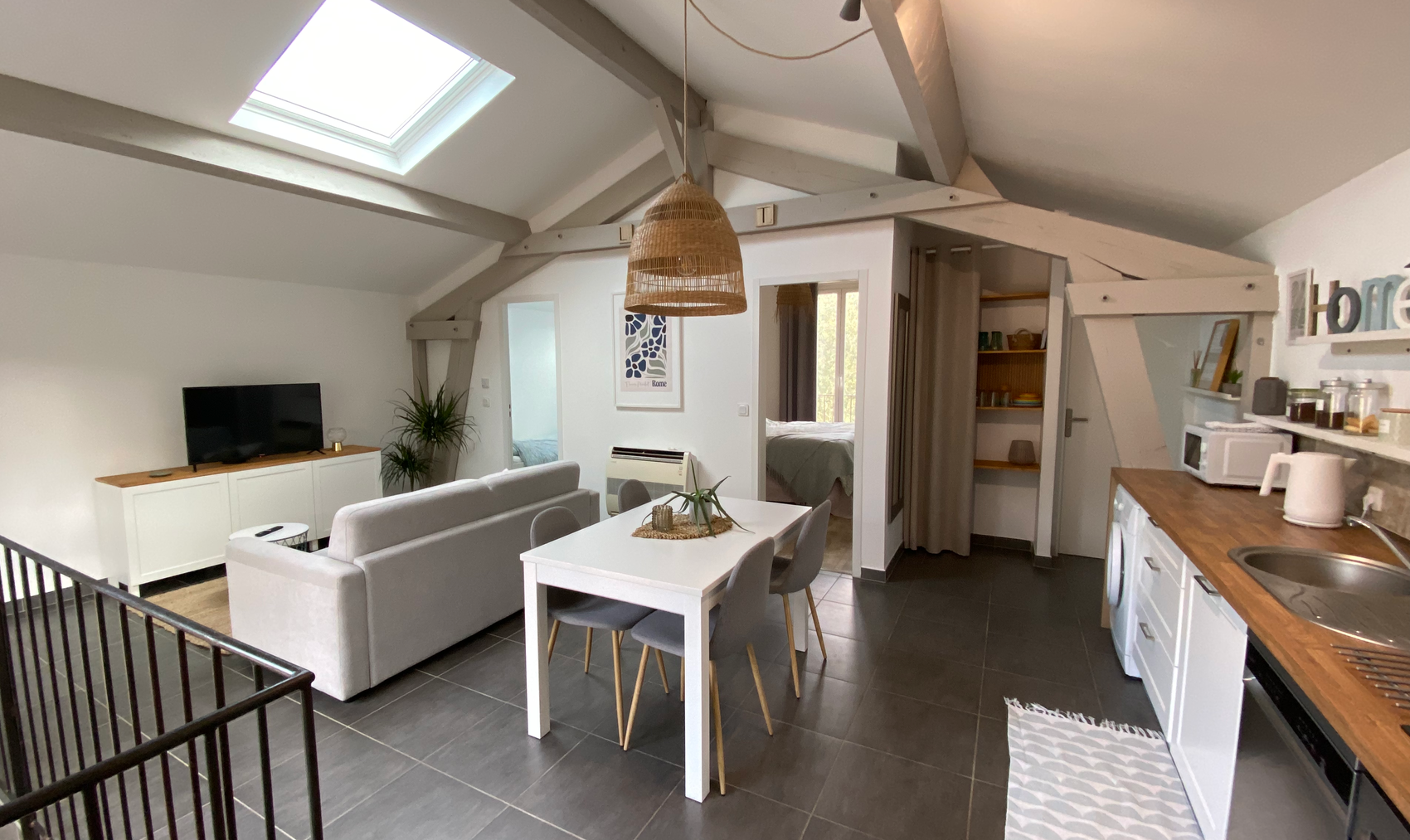 LE-LODGE-DES-CAZARELLES-SEJOUR2