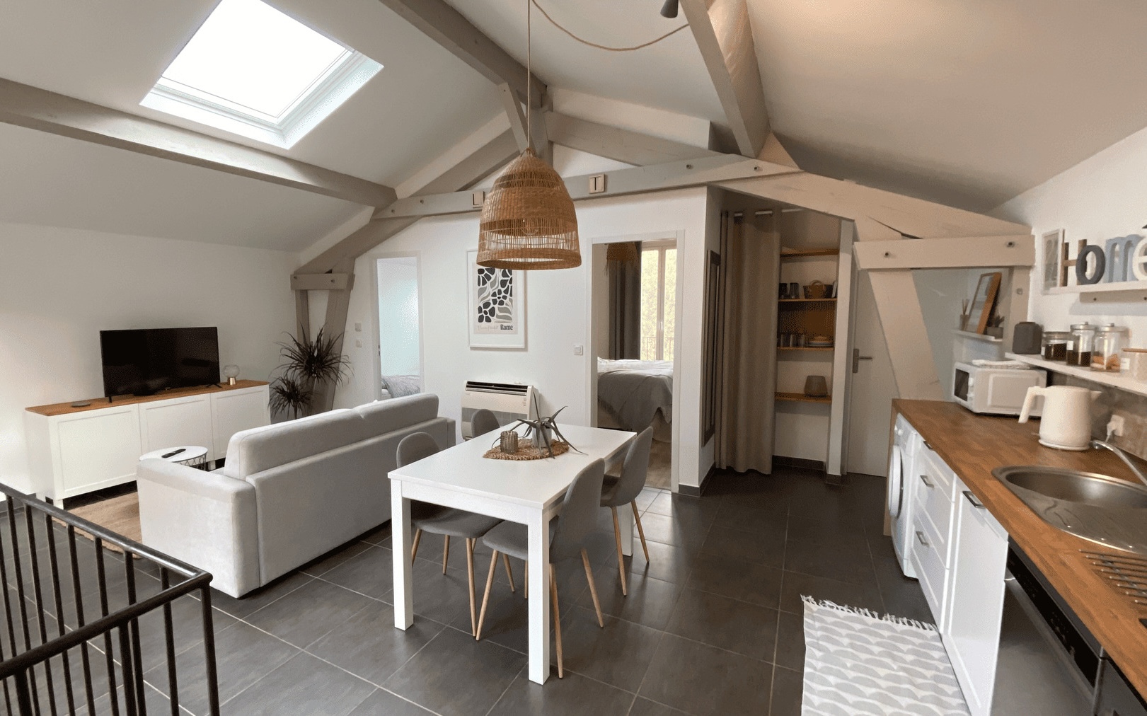 Amenagement Interieur Gite Loft Poutres